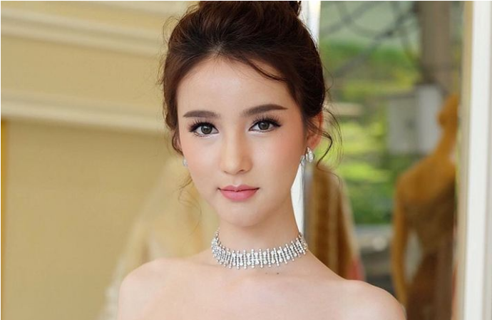泰国选美人妖冠军,成名后宣布恢复男儿身!是为了吸引眼球?