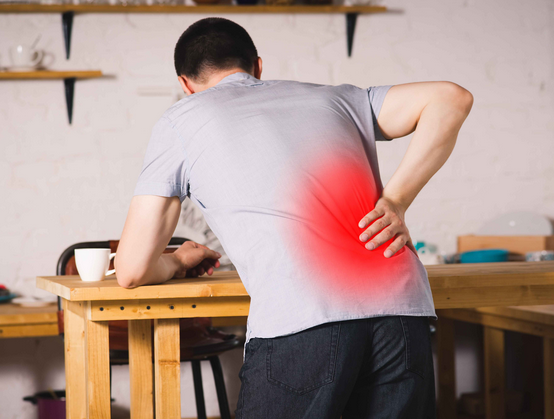 男人腰疼是肾不好吗?医生提醒:也可能是4种疾病找上门,别忽视