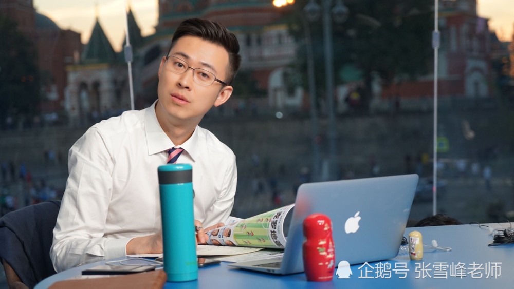 靠嘴巴吃饭的工作排行_“最穷”剧组,大型场面全靠嘴描述,吃饭就是工作餐,穷到只剩下经典(2)