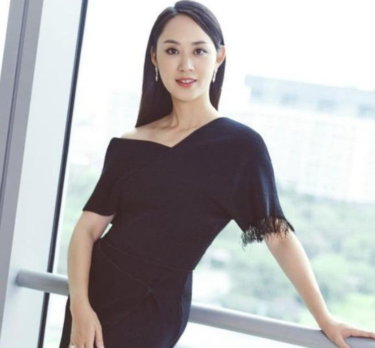 中国富豪榜的"白富美",一个比一个漂亮,气场胜过女明星