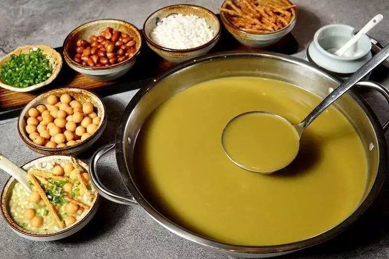 油茶搭配蔬菜怪怪的,但是加餐可以以蔬菜为主.