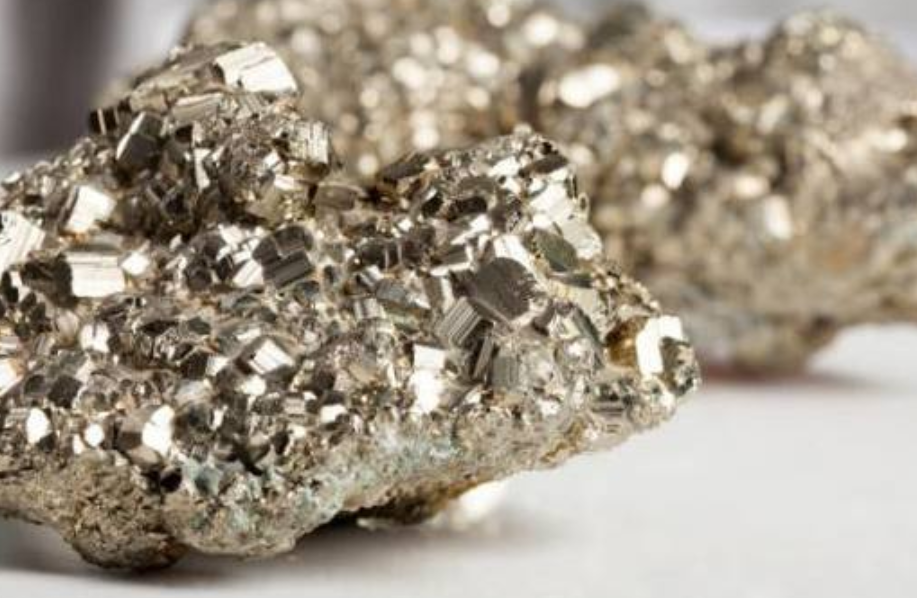 世界上最贵的4大物质黄金根本排不上号钻石都垫底