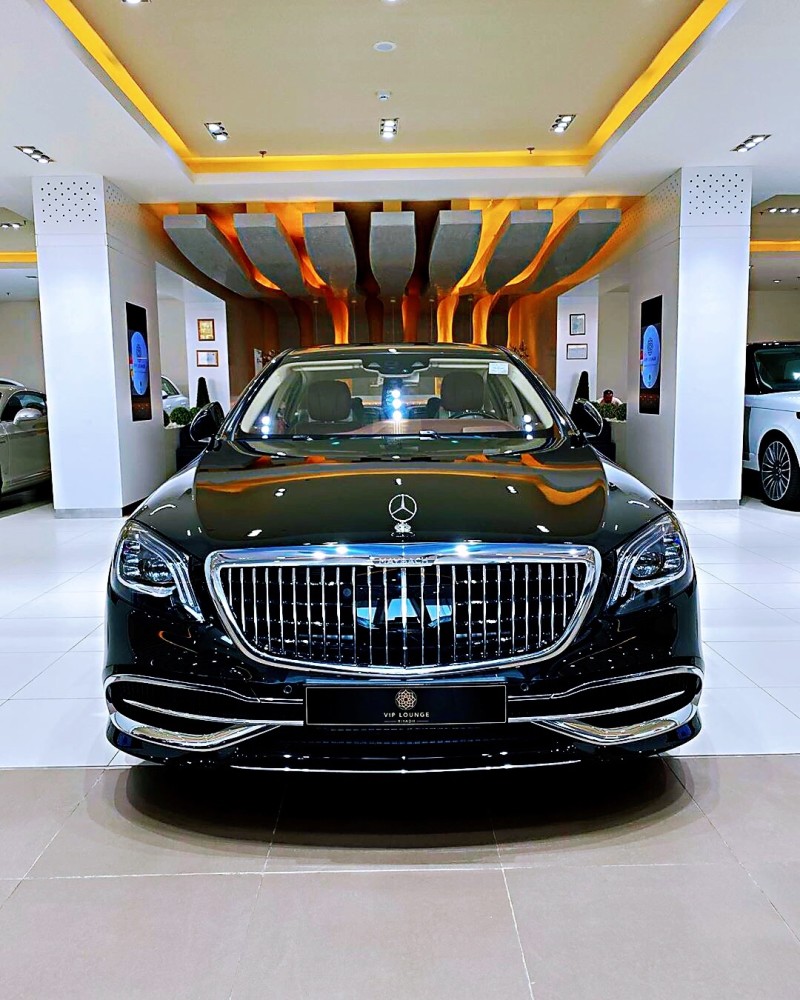 奔驰迈巴赫s650奢华高贵