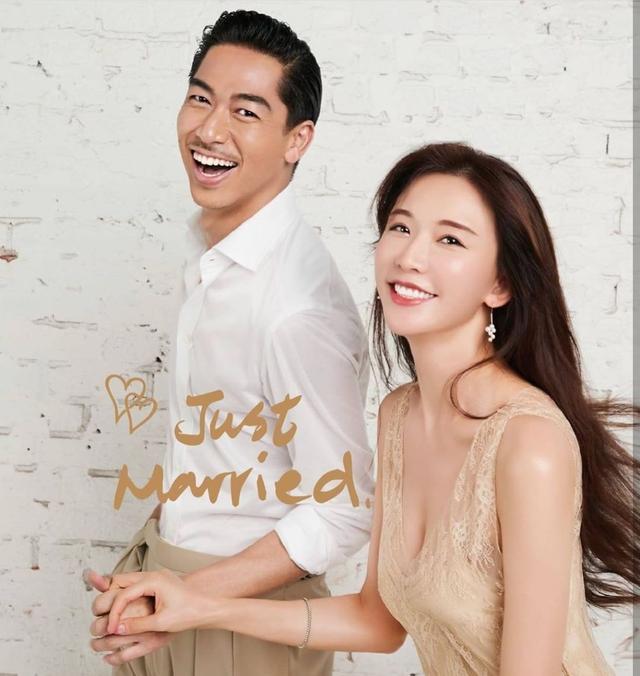 林志玲|林志玲分享写真，穿粉色亮片长裙露美背，穿10厘米高跟鞋疑辟谣怀孕