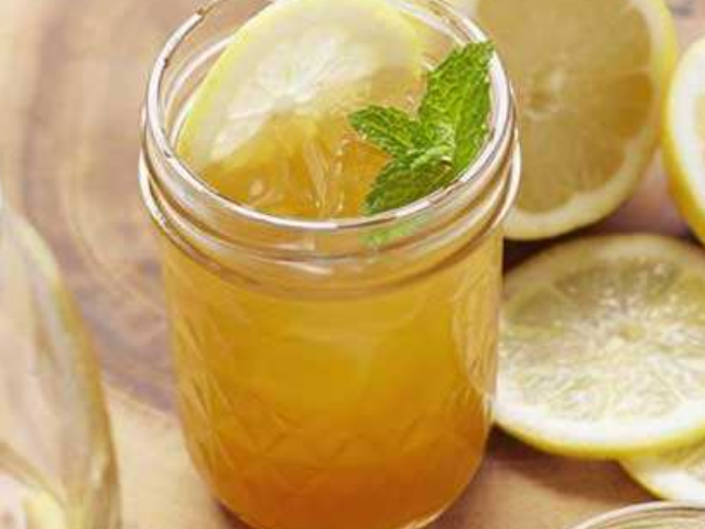 女生来大姨妈时尽量常吃4物或排出子宫污血体重悄悄降