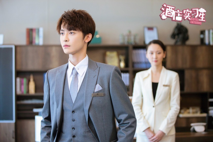 行业甜宠剧《酒店实习生》圆满杀青 赵志伟马梦唯上演甜蜜诱惑