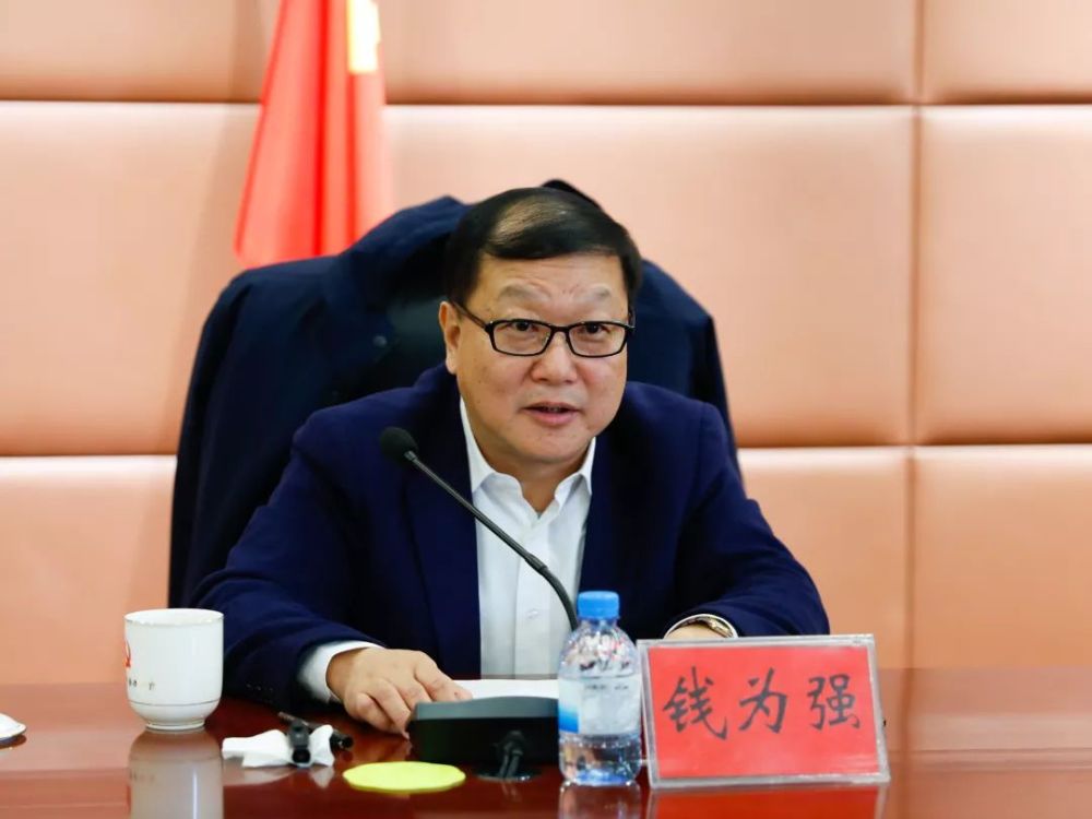 中国发明协会考察团来庄河市参观考察