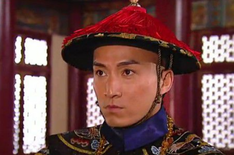 父亲60大寿时(1819年)被晋封了爵位,但绵忻的爵位却直达亲王(瑞亲王)