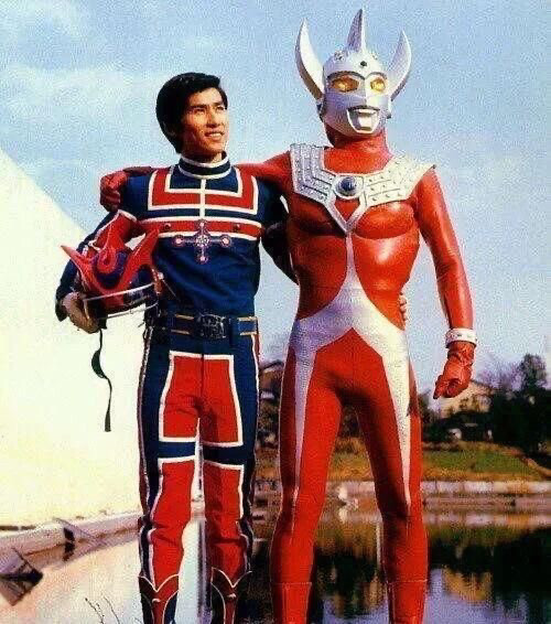 东光太郎vs南光太郎 奥特曼与假面你选谁 腾讯新闻