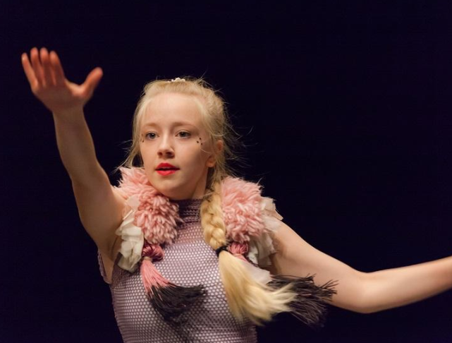 曾经的"丹麦天使",近照曝光后,网友:人间理想破灭了!