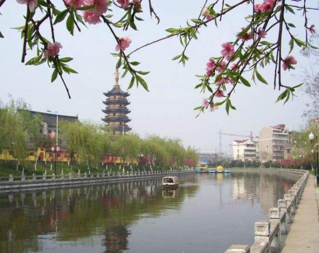 这个城市就是"如皋,位于长江三角洲的北翼,与苏州隔江相望,虽说他的