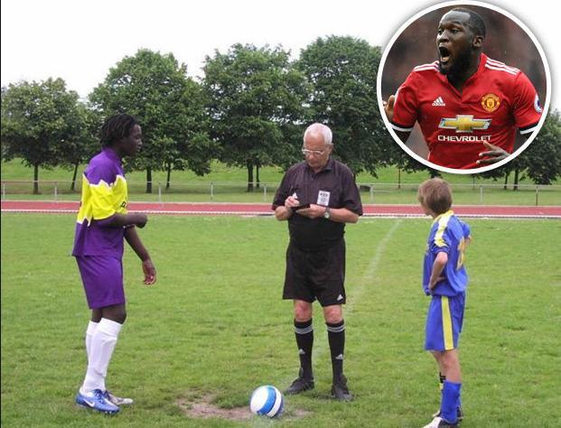 想当年,只有12岁的卢卡库同样是长成了大人的模样,在比赛是都以为他是