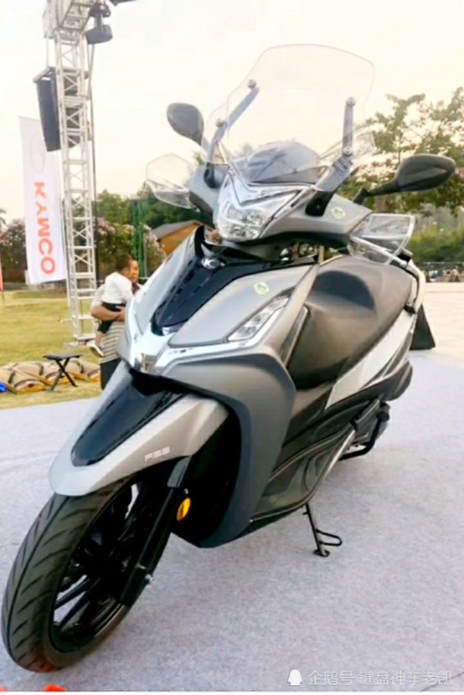 光阳发布people 250量产版,四色可选,预计售价3w内