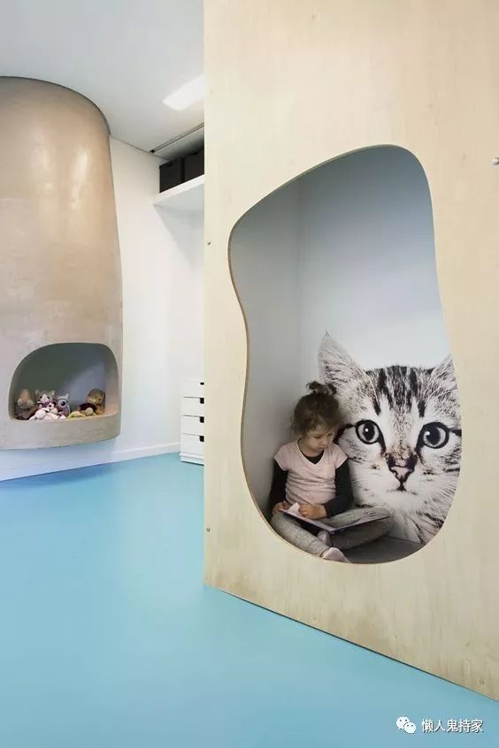 躲猫猫墙头一次听说可以玩躲猫猫游戏的墙是长怎样一起看看