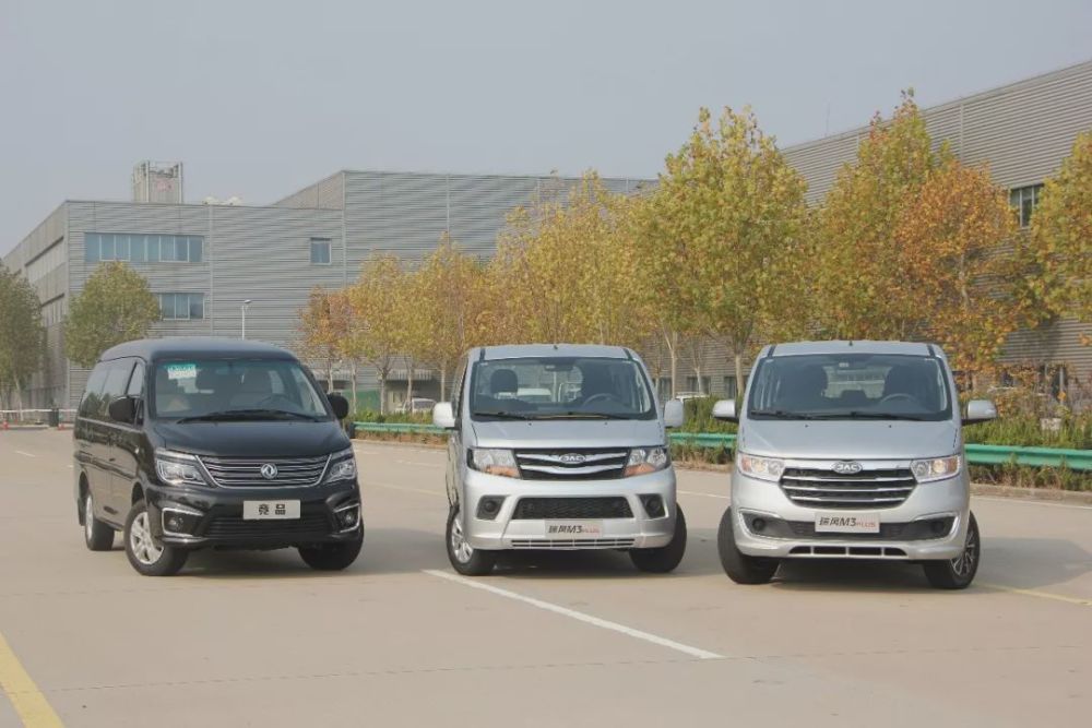 plus升级真香警告瑞风m3plus对比菱智m5l之后就明白了