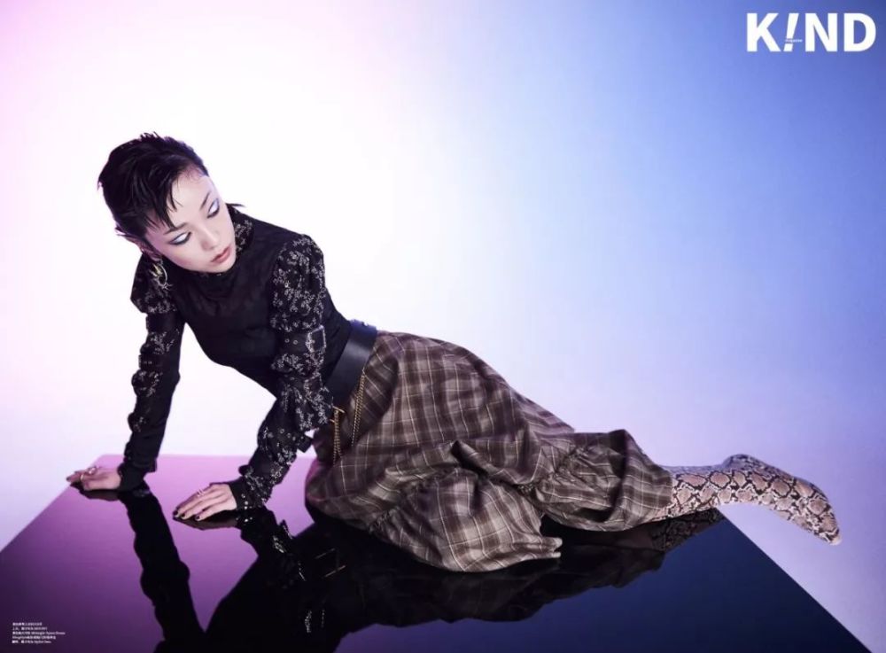 怪美怪美的郭采洁全新封面写真大片