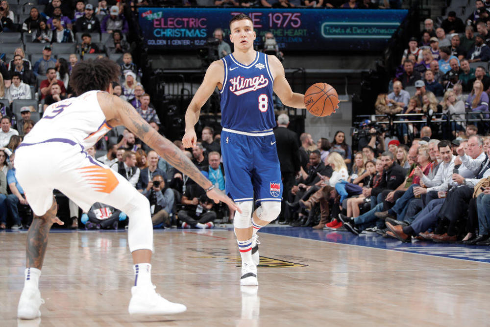 博格达诺维奇31分三分球9中7国王主场险胜太阳