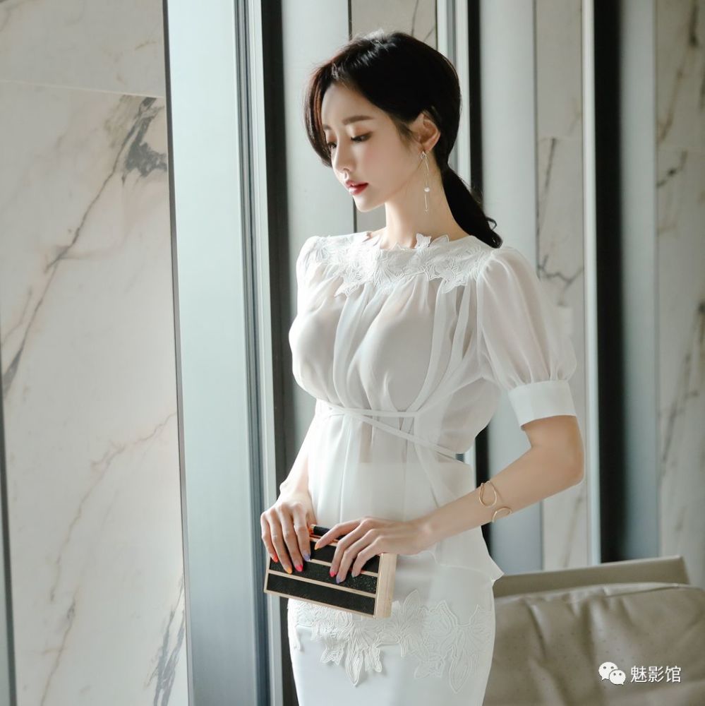 孙允珠雪纺褶皱抹薄透连衣裙,轻薄透视,尽是醉人
