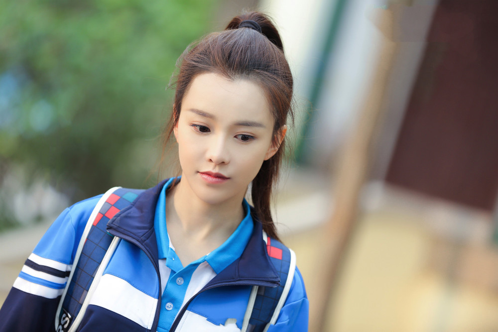 《鳄鱼与牙签鸟》的万薇,曾演铁扇公主,《三嫁惹君心》饰凤舞