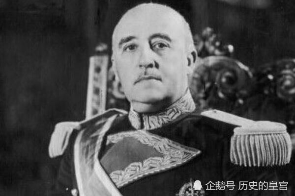 二战结束后,世界很多国家废除君主制,有个欧洲