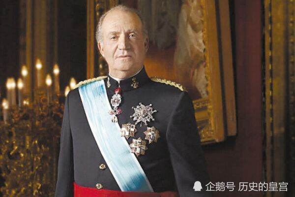 二战结束后,世界很多国家废除君主制,有个欧洲