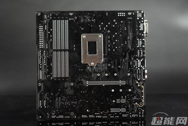 技嘉b365m aorus elite主板评测主流平台性价比之选