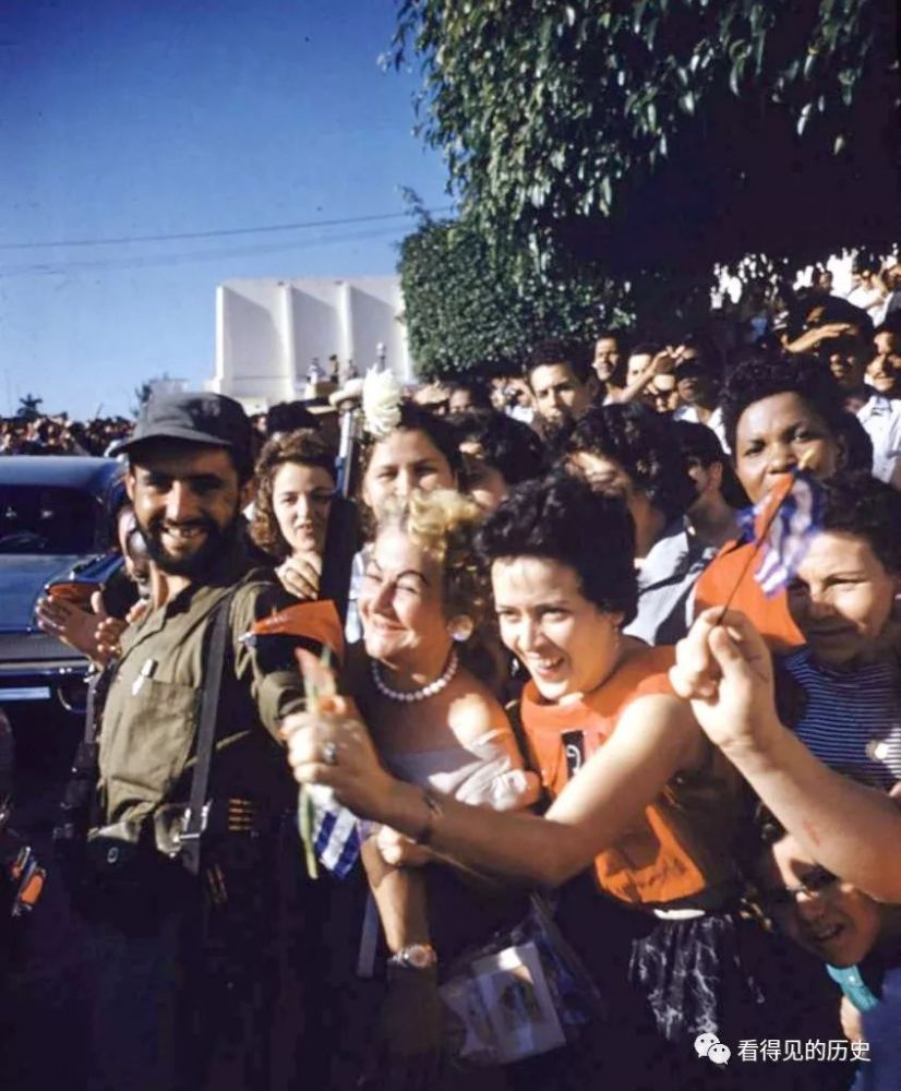 1959年古巴革命 卡斯特罗就这样杀进了哈瓦那 真的好拽