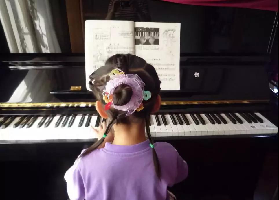 练琴太过于刻苦努力可能会有反作用注意练习的方法