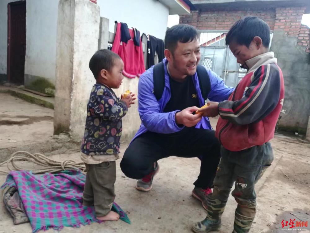 2018年6月底,徐振宇如期抵达昭觉县,并按照安排来到碗厂乡,成为碗厂乡