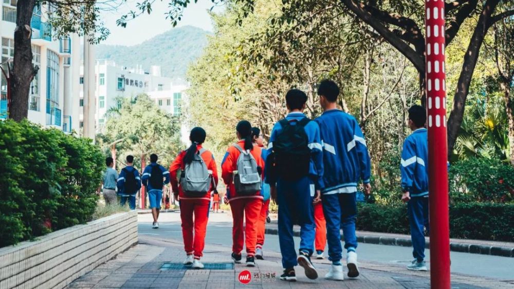 这位广东房东火了!租客儿子高考608分,他做了这个决定