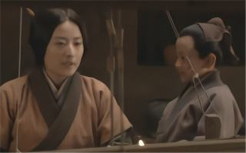 她16岁做妾生状元儿子,和儿子一起被丈夫