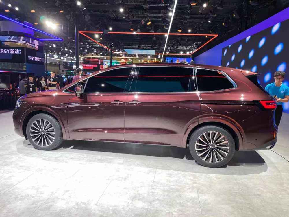 上汽大众viloran巍昂首发中国特供mpv竞争gl8