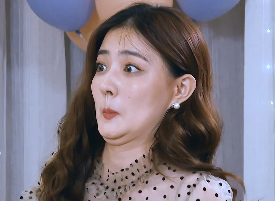 徐璐抱怨张铭恩把她喂胖了听到她现在的体重斤数张铭恩都愣住了