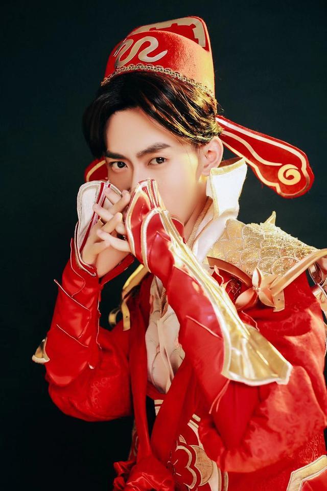 王者荣耀:打野王陈天赐,一秒三棍打上国服第一猴子