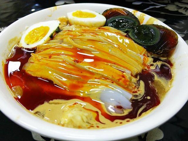 全年热卖的卤汁凉粉,西安流传已久的小吃,食客一天吃两碗