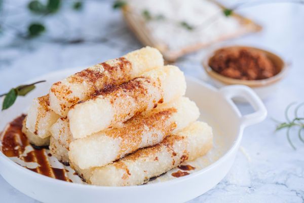 火锅店网红小吃红糖糍粑 一盘才几个 自己做花5元能做几十个 腾讯新闻