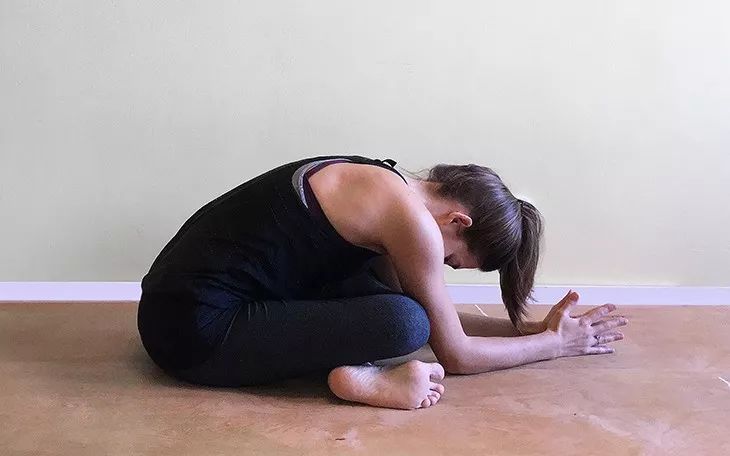 如果你每天坚持这样“开髋”；20天后身体将发生巨大的变化！