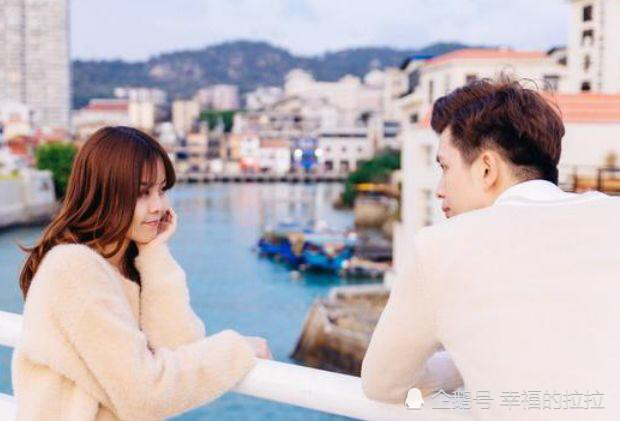 暗恋你的女人再怎么伪装也无法隐藏这4种明显的表现