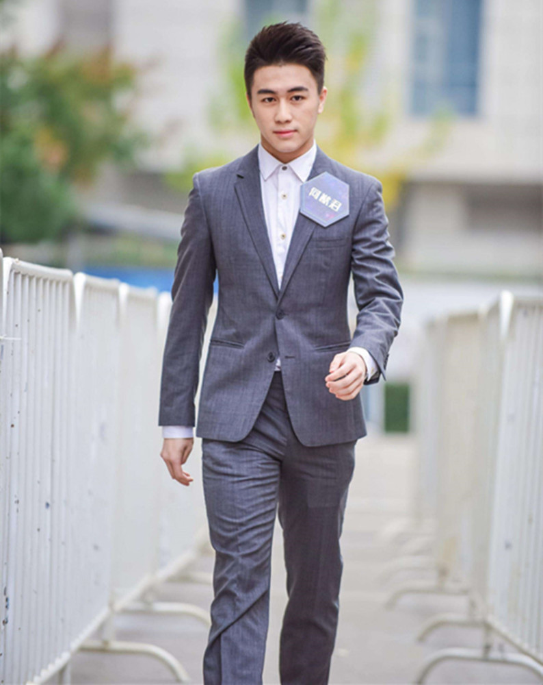 何鸿燊98岁生日何猷君奚梦瑶带长孙祝寿小家伙发型好萌