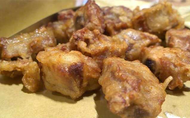 你会挂糊吗?大厨教你正确方法,食物炸出来外酥里嫩,太实用了