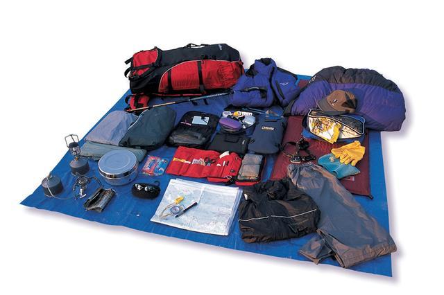 新手户外露营指南,盘点背包,天幕,睡袋等十六种必备露营装备!_腾讯新