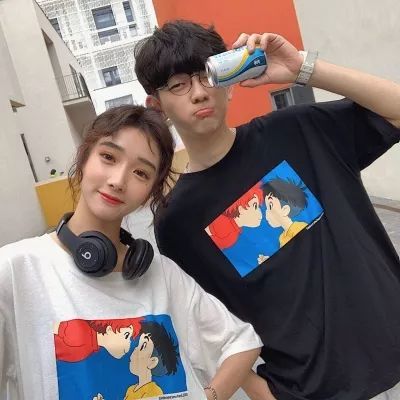 超甜蜜欧美情侣微信头像一对两张 火爆微信高清真人版2020