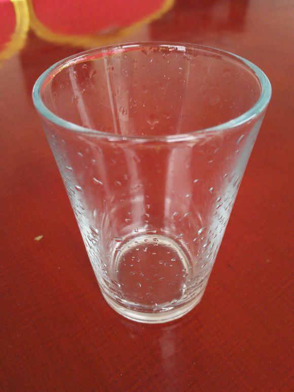 白酒知识科普白酒挂杯是怎样形成的