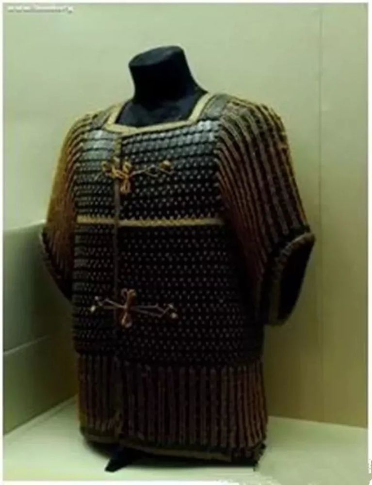 (汉代甲胄复原图)(王的盛宴中复原的汉军将领与精锐部队甲胄,十分准确