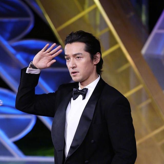 金鸡奖花絮,胡歌袁弘霍建华刘诗诗搞怪合照,杨