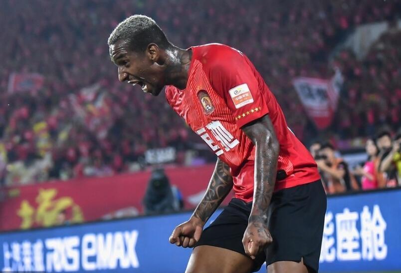 救赎!卡纳瓦罗联手塔神摁死上港 挨罚后开窍?