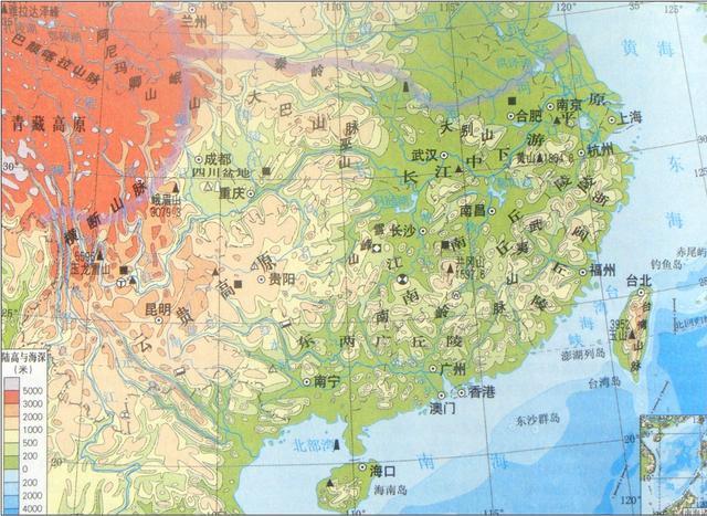 雪峰山我国二三级阶梯的分界线之一分隔云贵高原和东南丘陵