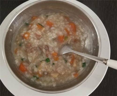 【胡萝卜猪肝粥】