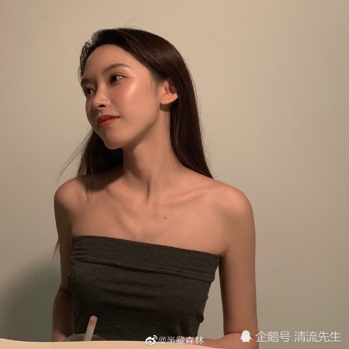 半藏森林被解约你眼中的女神别人贴心吃药的小三