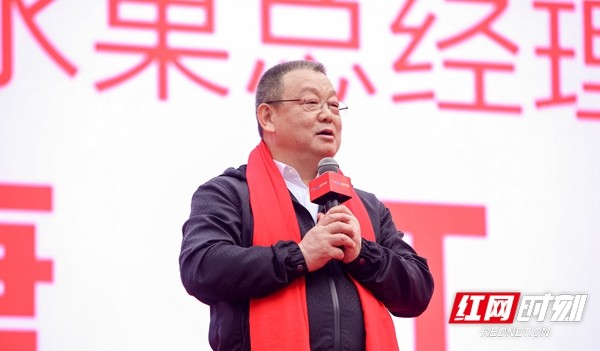 绿叶水果总经理唐红透露,首个包机智利车厘子将于25日凌晨6点落地长沙